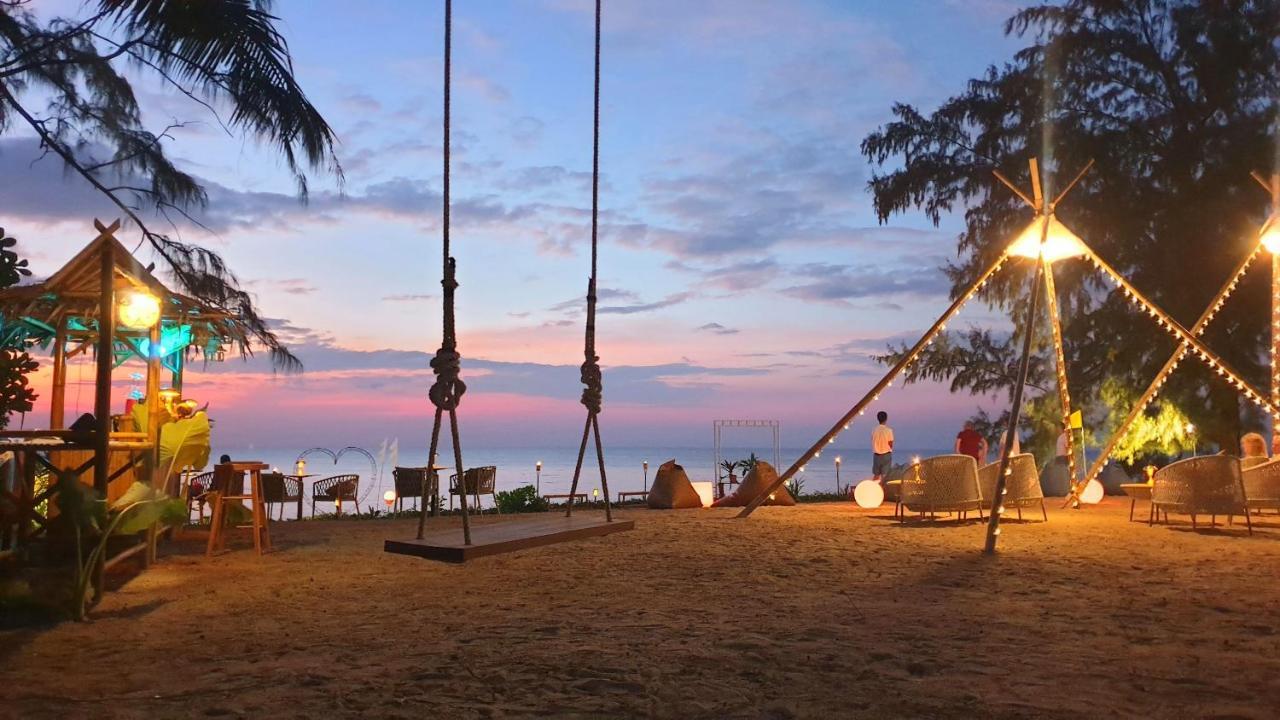 Art Patong Residence Phuket 외부 사진