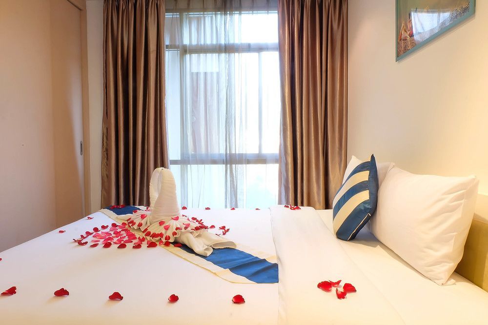 Art Patong Residence Phuket 외부 사진