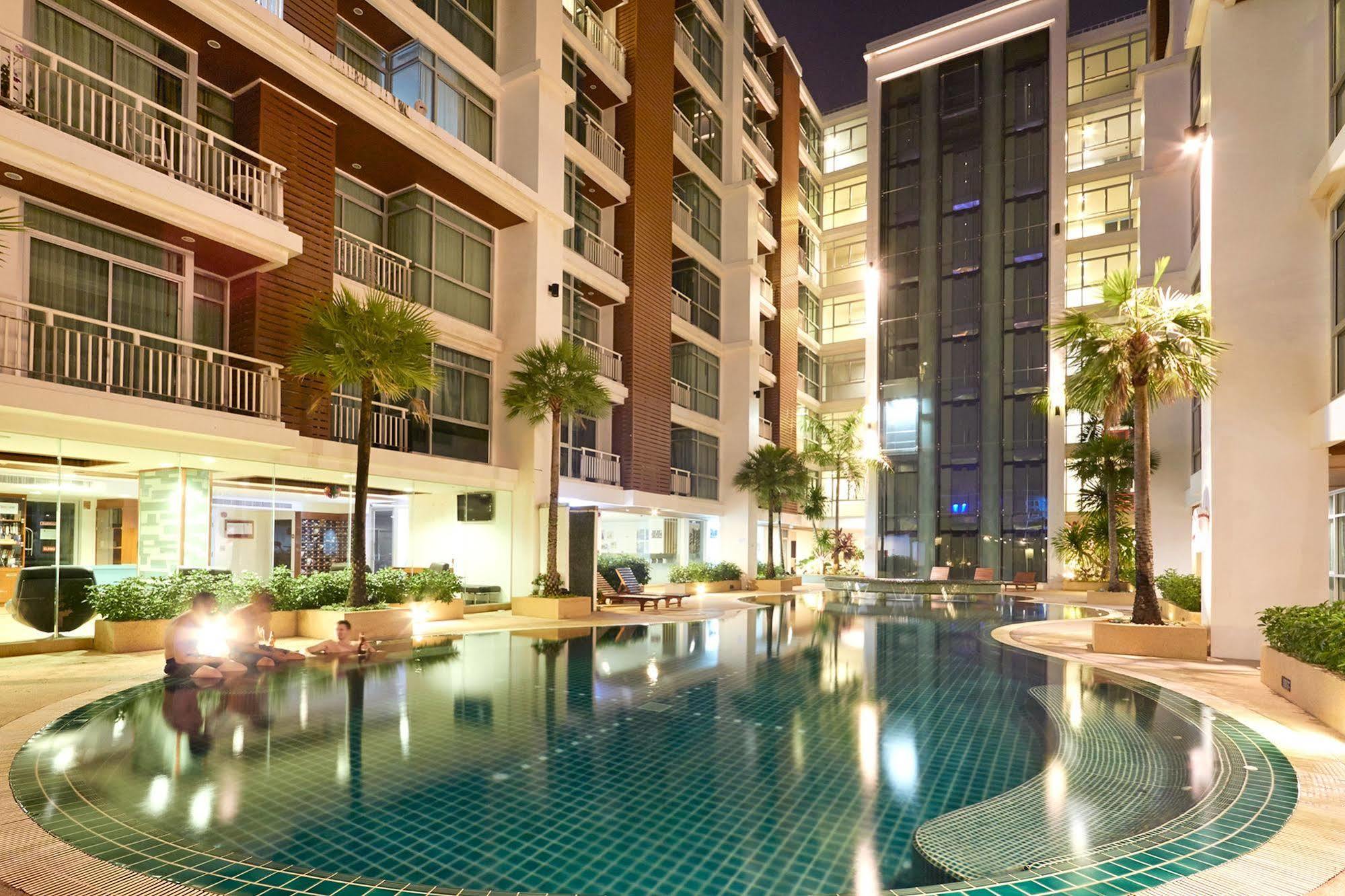 Art Patong Residence Phuket 외부 사진